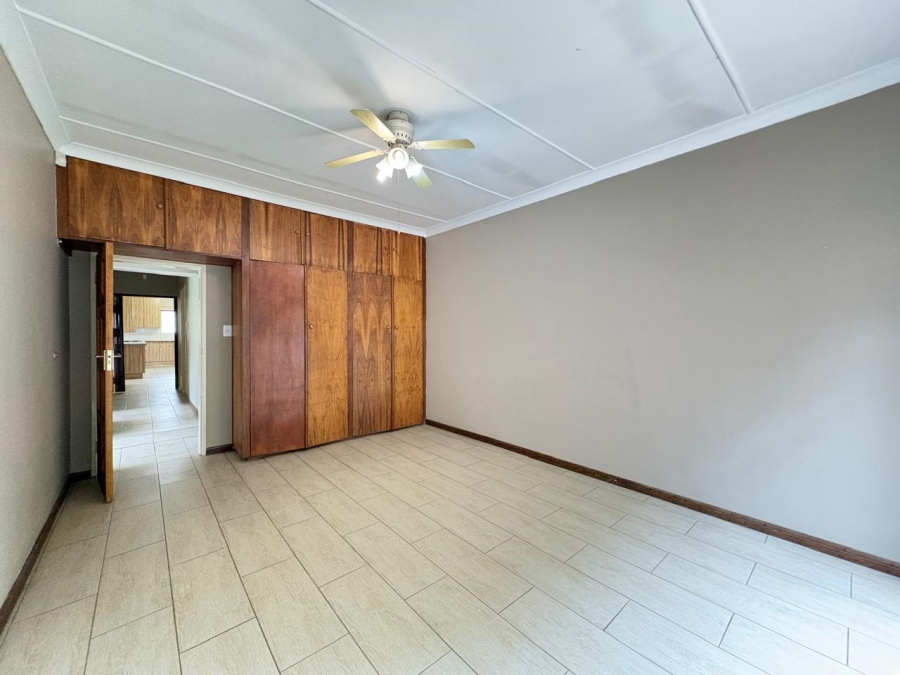 3 Bedroom Property for Sale in Sonneveld Gauteng