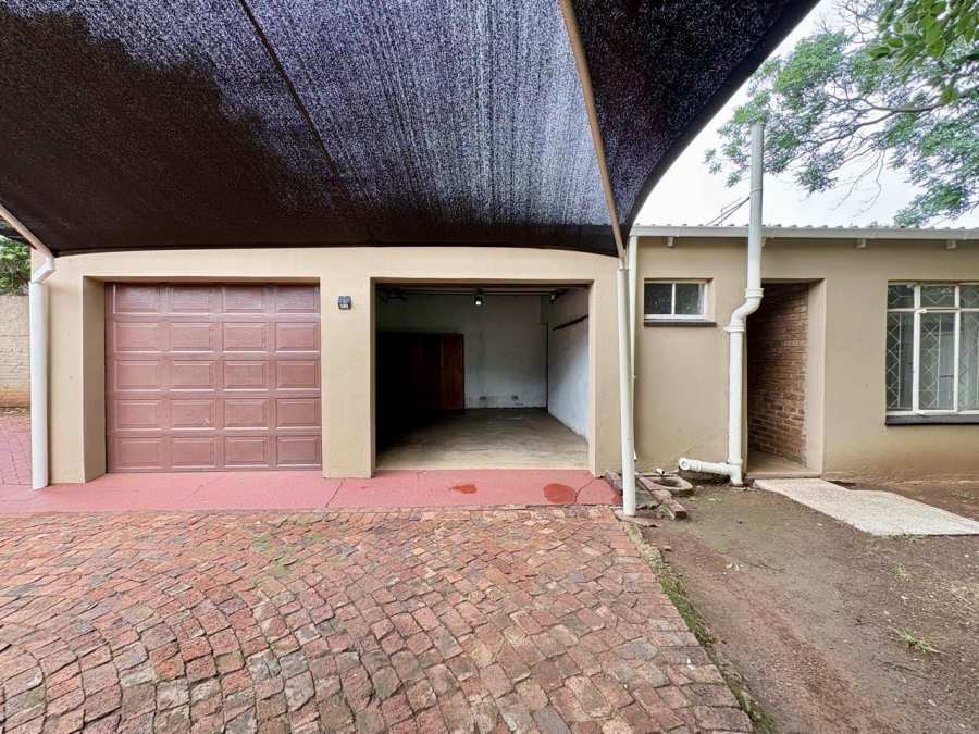 3 Bedroom Property for Sale in Sonneveld Gauteng
