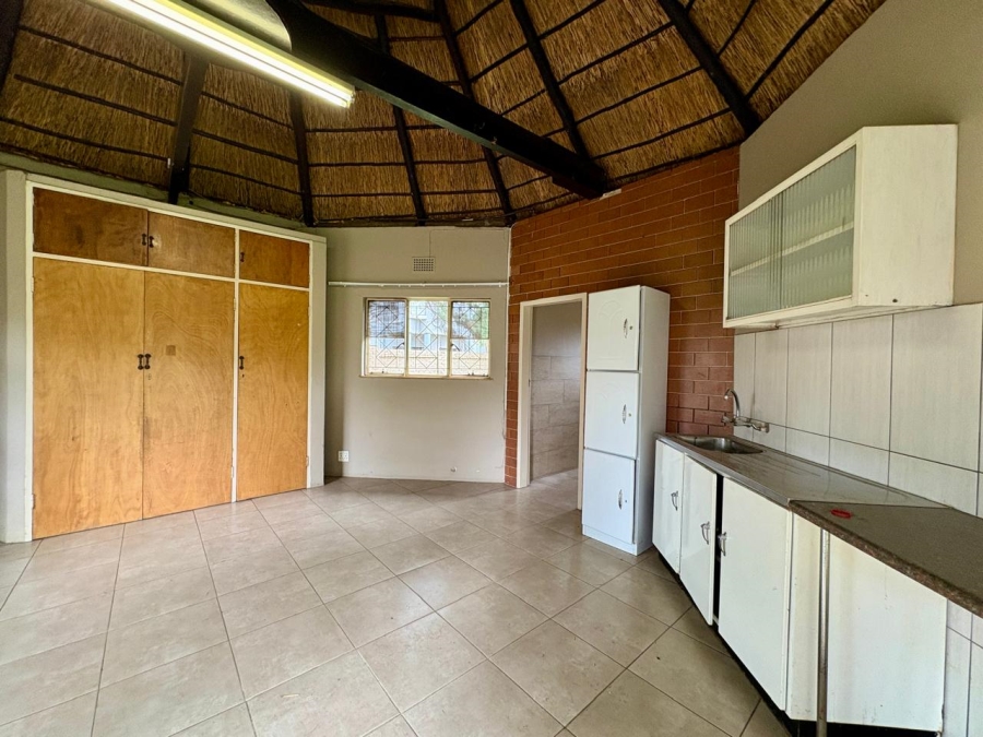3 Bedroom Property for Sale in Sonneveld Gauteng