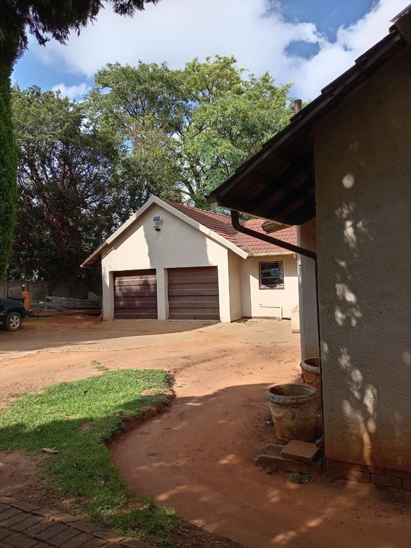 3 Bedroom Property for Sale in Birch Acres Gauteng