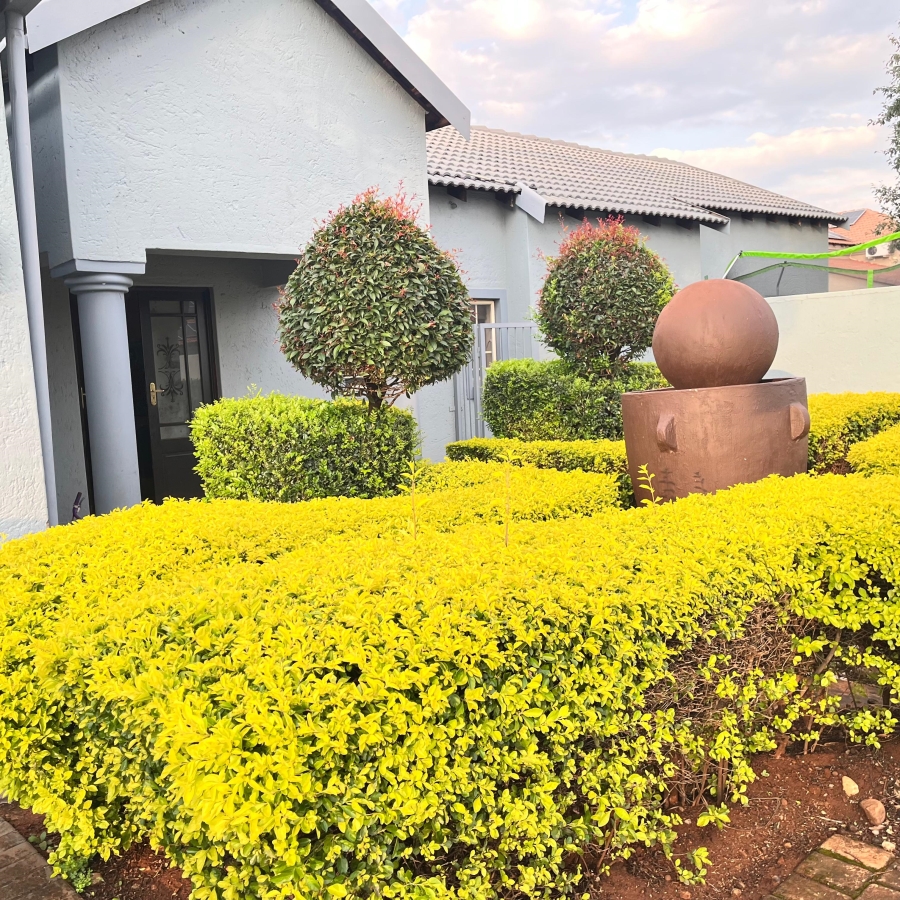 To Let 3 Bedroom Property for Rent in Montana Gauteng