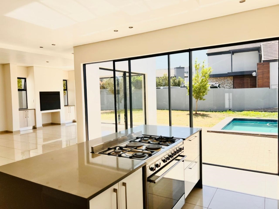 3 Bedroom Property for Sale in Midstream Meadows Gauteng