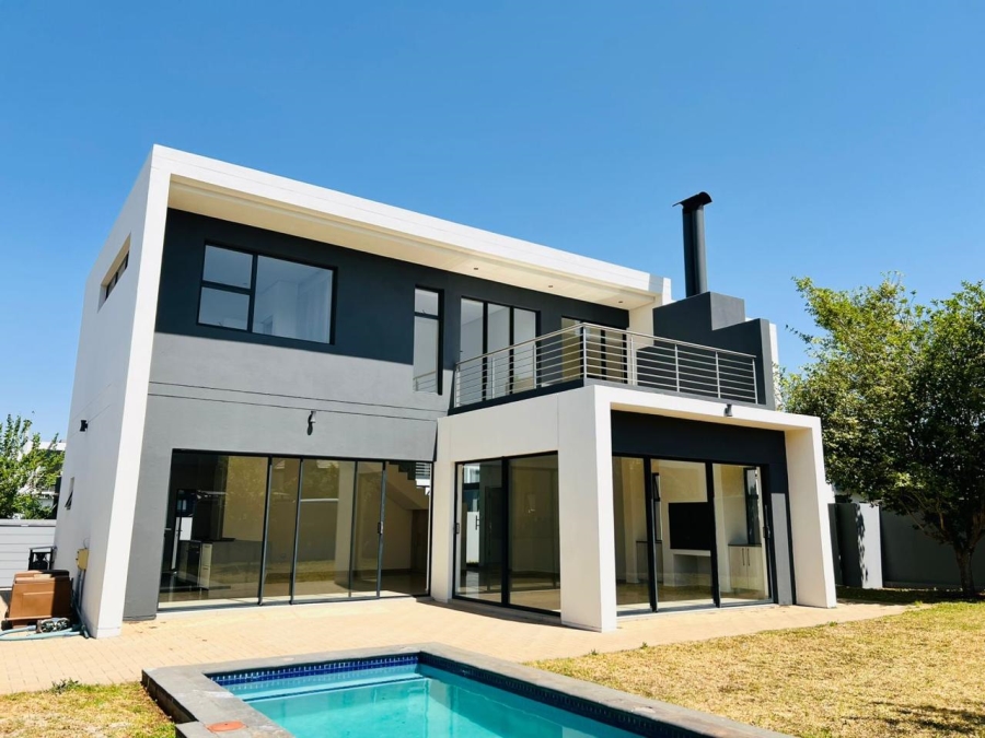 3 Bedroom Property for Sale in Midstream Meadows Gauteng