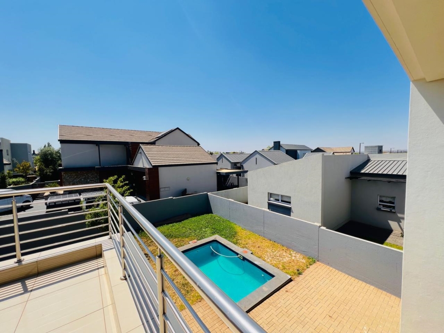 3 Bedroom Property for Sale in Midstream Meadows Gauteng