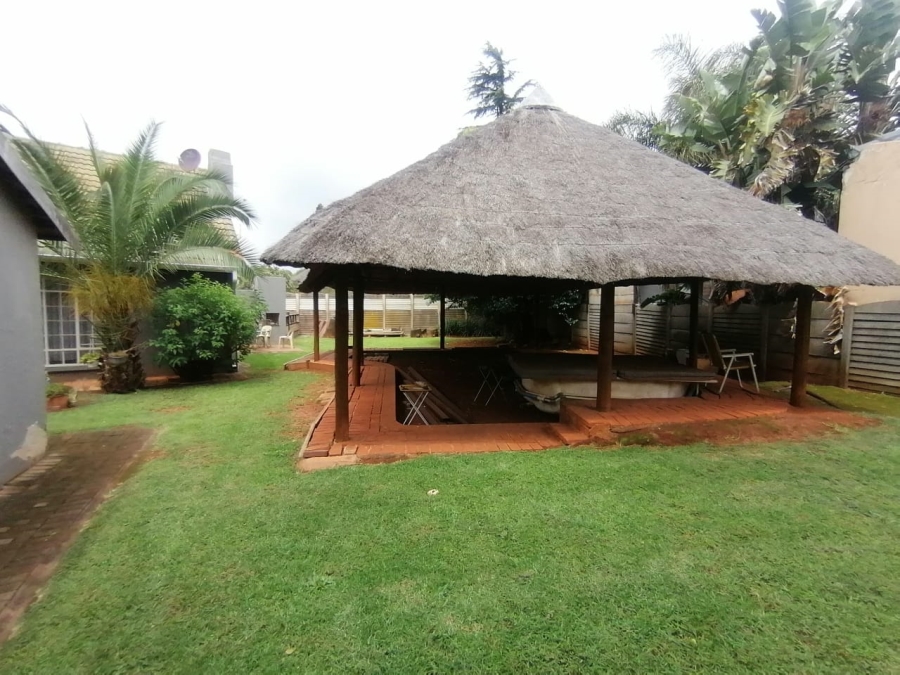 3 Bedroom Property for Sale in Birchleigh Gauteng