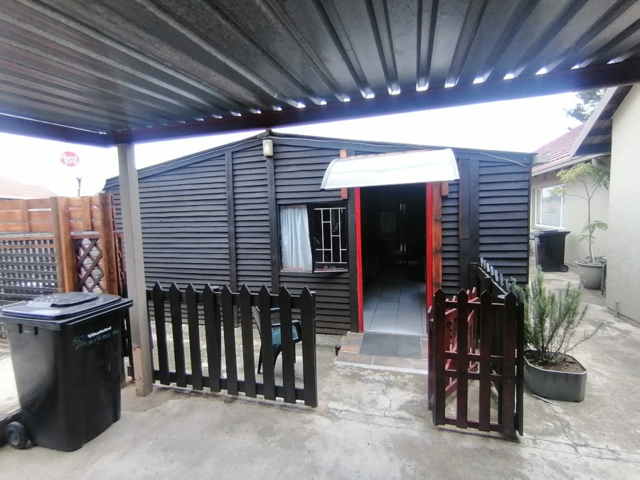 3 Bedroom Property for Sale in Norkem Park Gauteng
