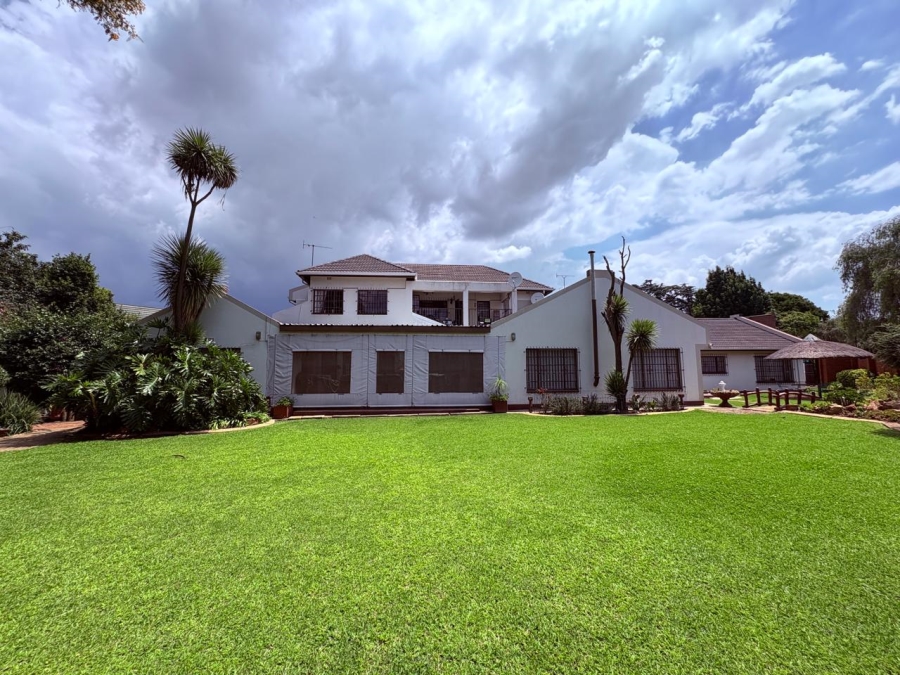 4 Bedroom Property for Sale in Selection Park Gauteng