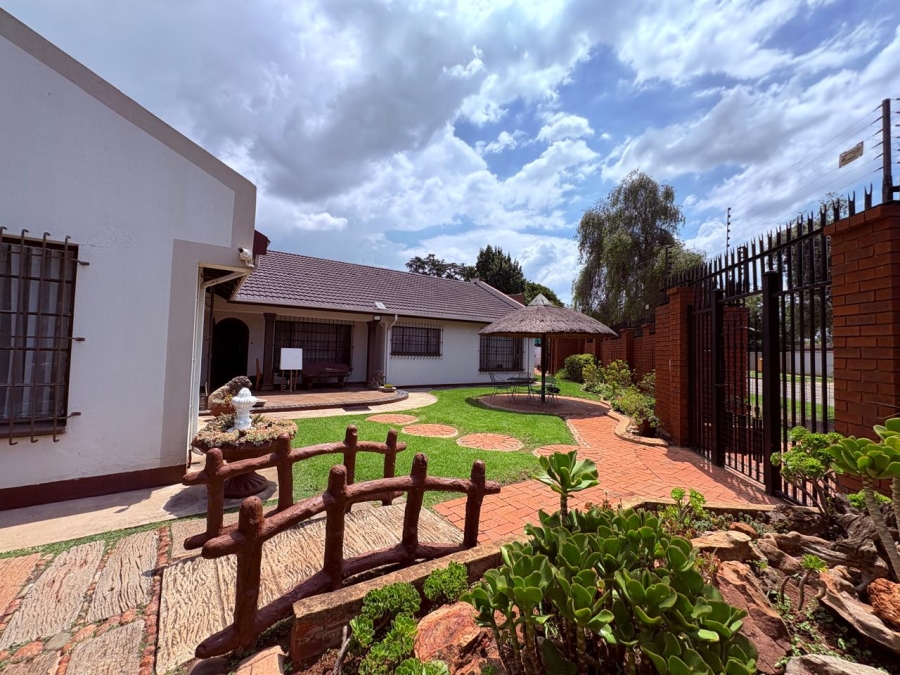 4 Bedroom Property for Sale in Selection Park Gauteng