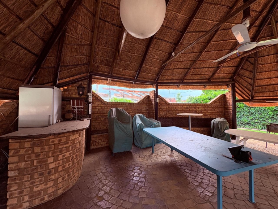 4 Bedroom Property for Sale in Selection Park Gauteng