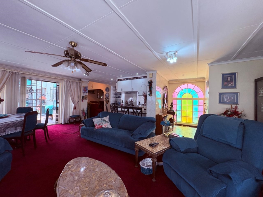 4 Bedroom Property for Sale in Selection Park Gauteng