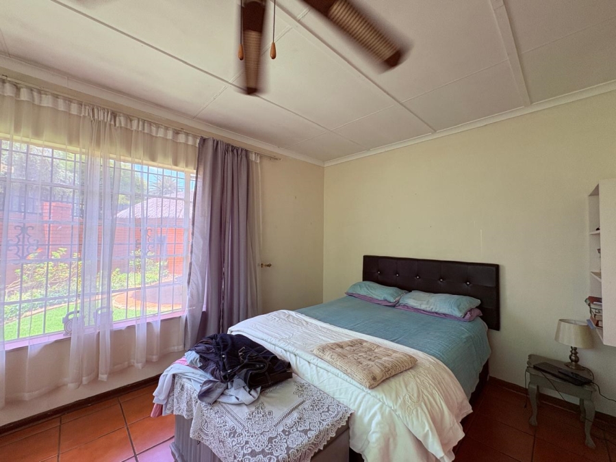 4 Bedroom Property for Sale in Selection Park Gauteng