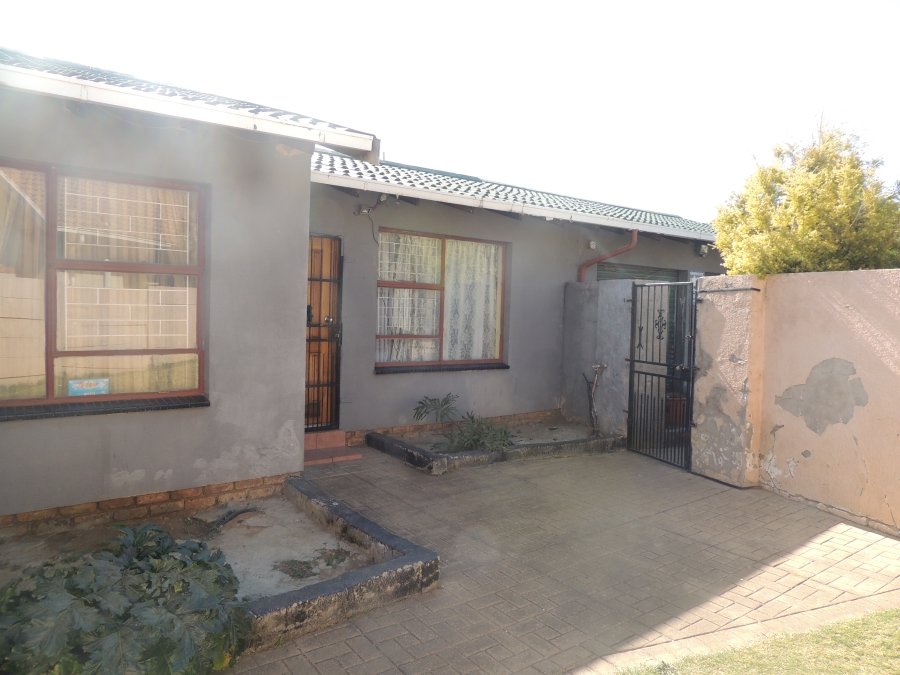 3 Bedroom Property for Sale in Elandspark Gauteng