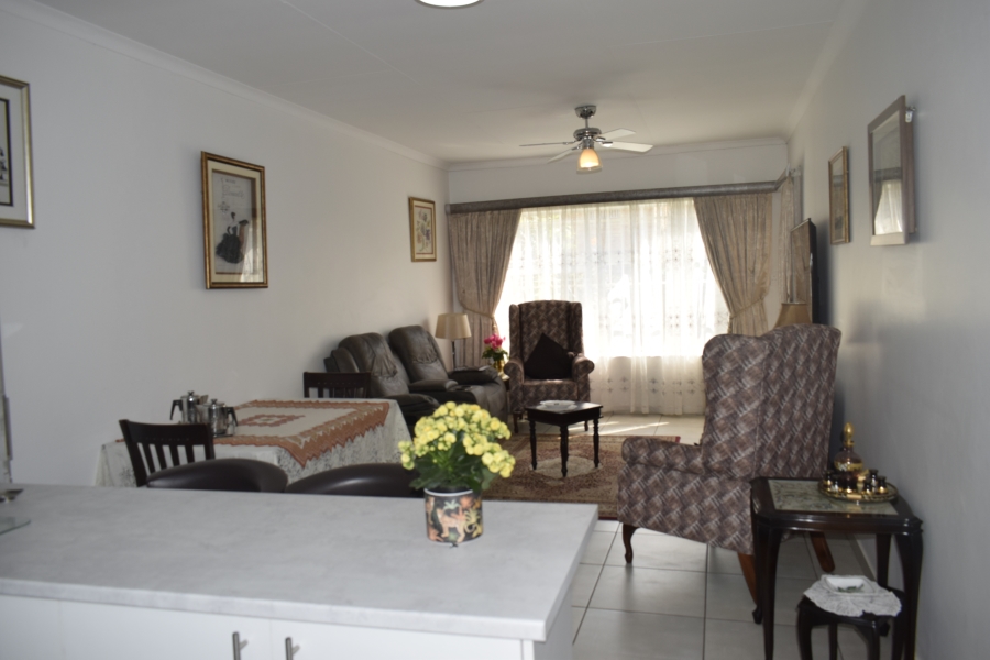 2 Bedroom Property for Sale in Beyers Park Gauteng