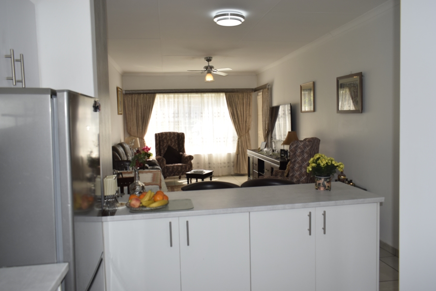 2 Bedroom Property for Sale in Beyers Park Gauteng