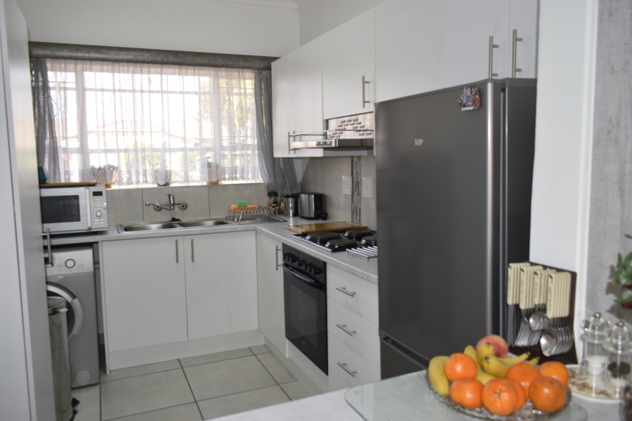 2 Bedroom Property for Sale in Beyers Park Gauteng