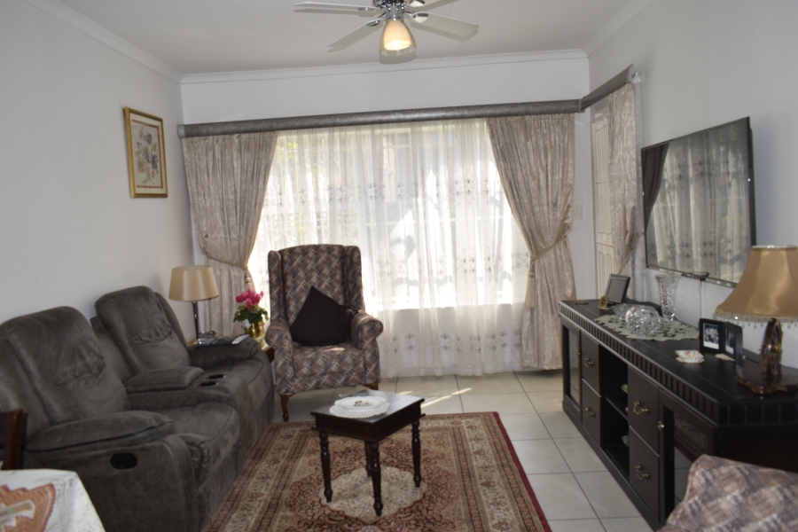 2 Bedroom Property for Sale in Beyers Park Gauteng