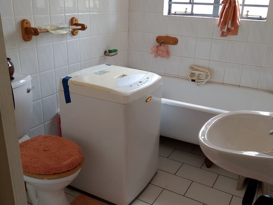 3 Bedroom Property for Sale in The Orchards Gauteng