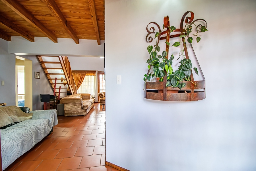 3 Bedroom Property for Sale in The Orchards Gauteng