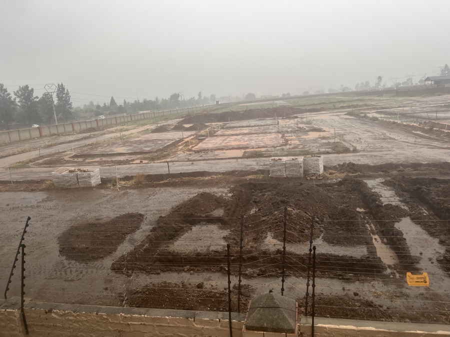 2 Bedroom Property for Sale in Albertsdal Gauteng