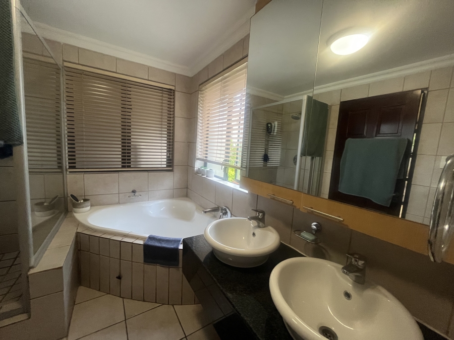 4 Bedroom Property for Sale in Menlo Park Gauteng