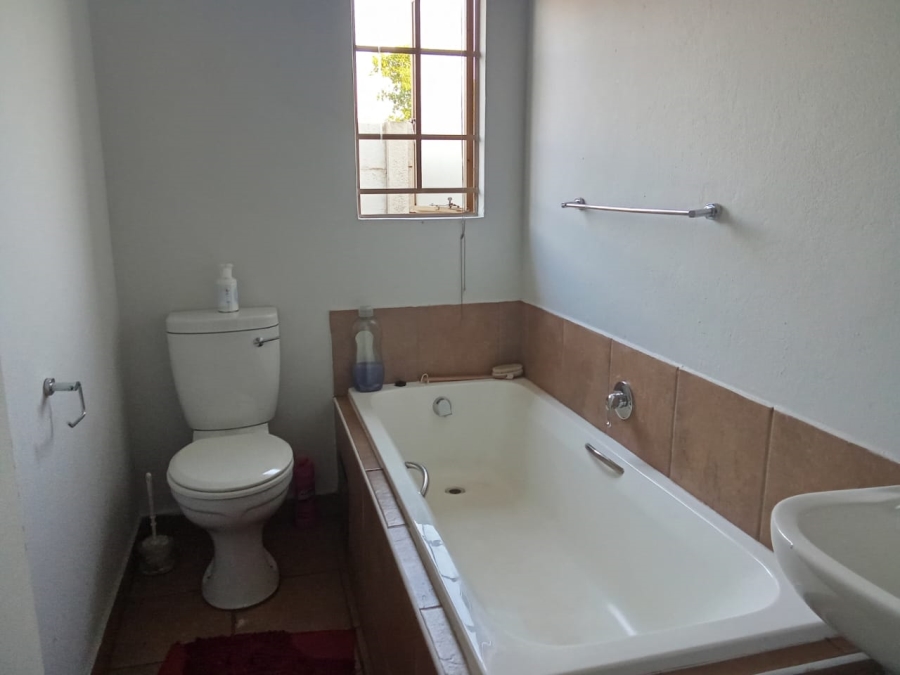 3 Bedroom Property for Sale in Sky City Gauteng