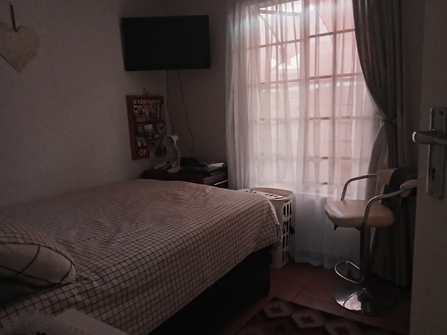 3 Bedroom Property for Sale in Sky City Gauteng