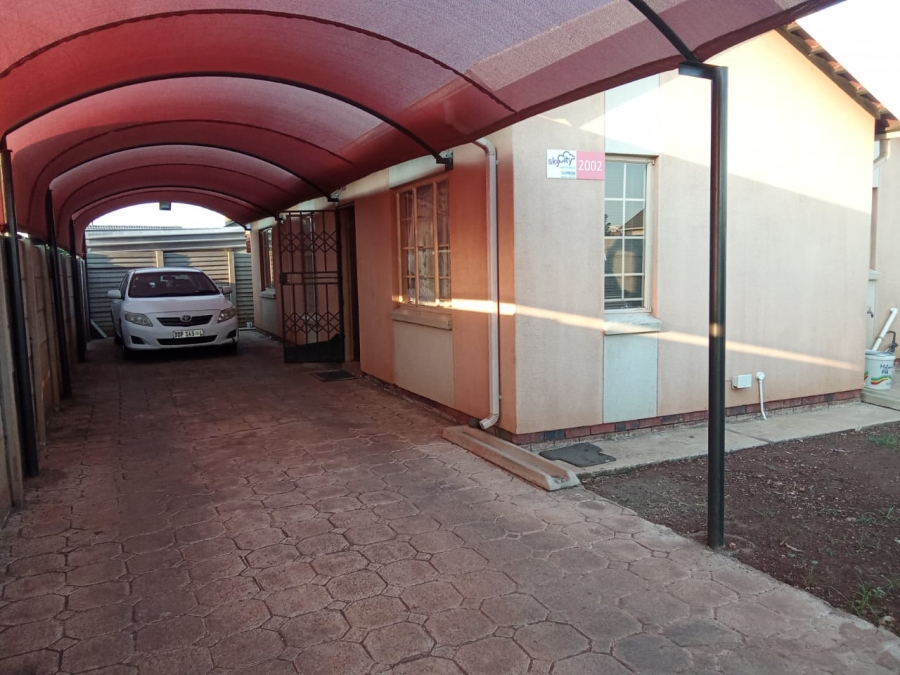3 Bedroom Property for Sale in Sky City Gauteng