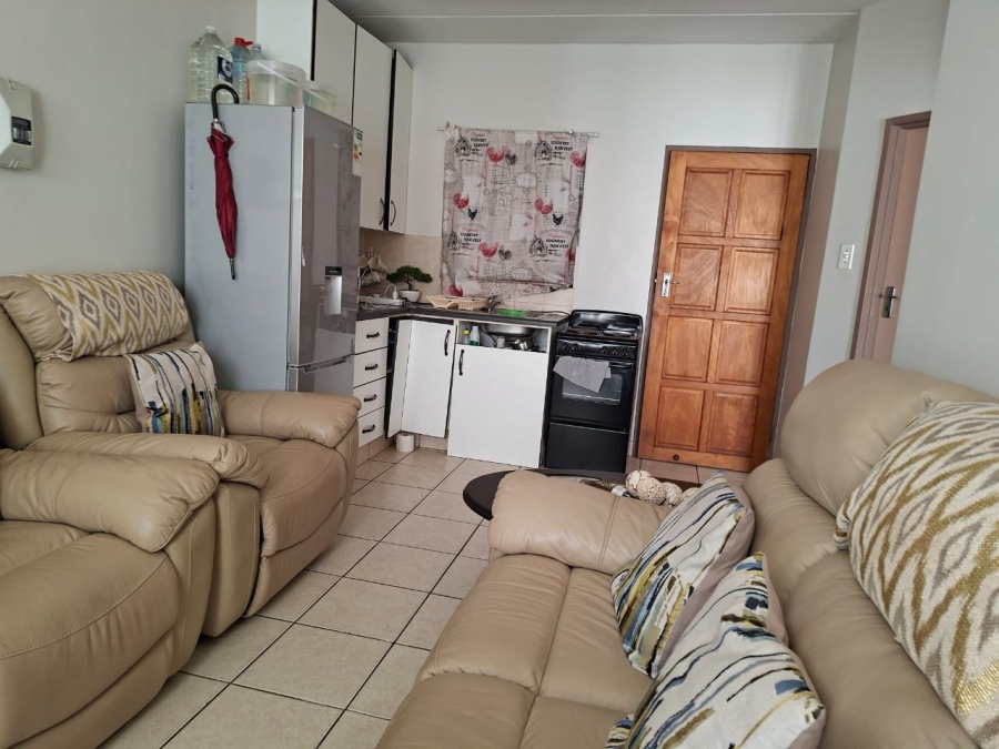 1 Bedroom Property for Sale in Vanderbijlpark CW 5 Gauteng