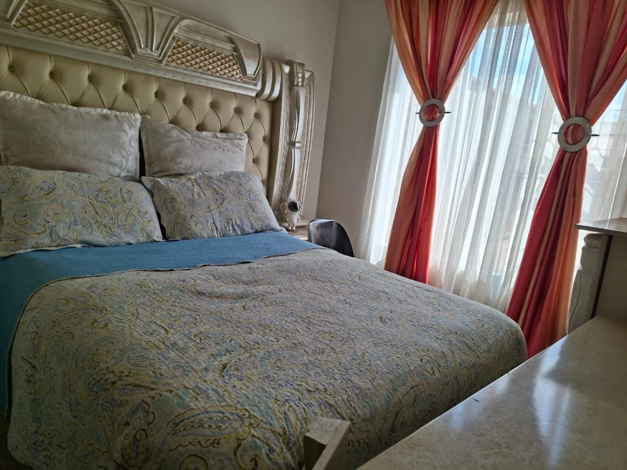 1 Bedroom Property for Sale in Vanderbijlpark CW 5 Gauteng