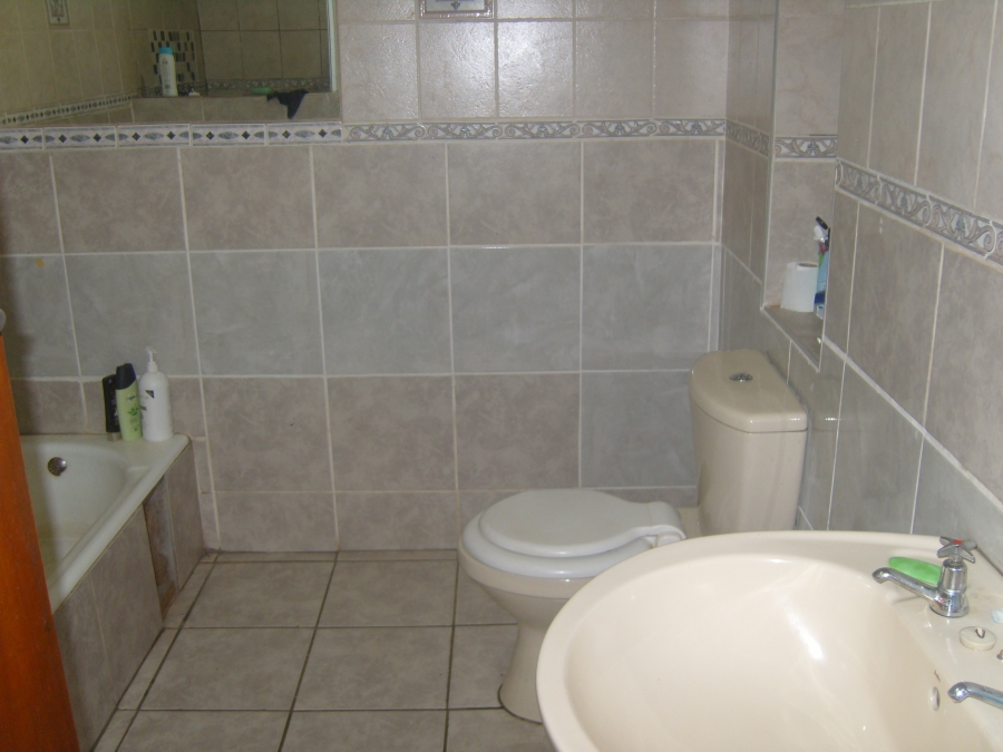 3 Bedroom Property for Sale in Florentia Gauteng