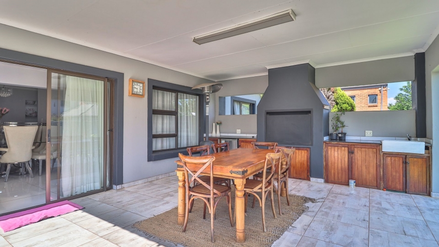 4 Bedroom Property for Sale in Montana Gauteng