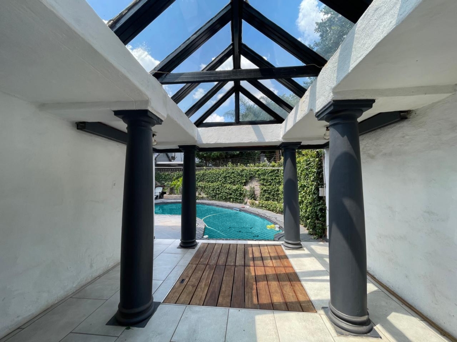 3 Bedroom Property for Sale in Waterkloof Ridge Gauteng