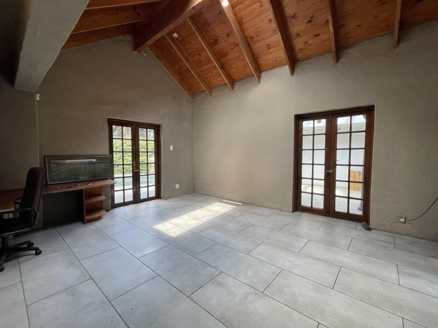 3 Bedroom Property for Sale in Waterkloof Ridge Gauteng