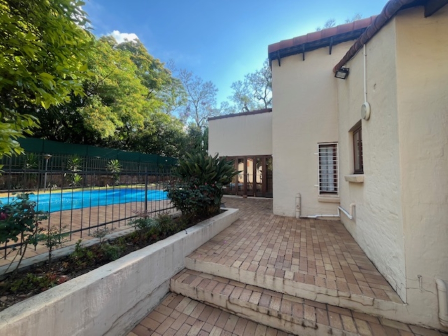 4 Bedroom Property for Sale in Waterkloof Gauteng