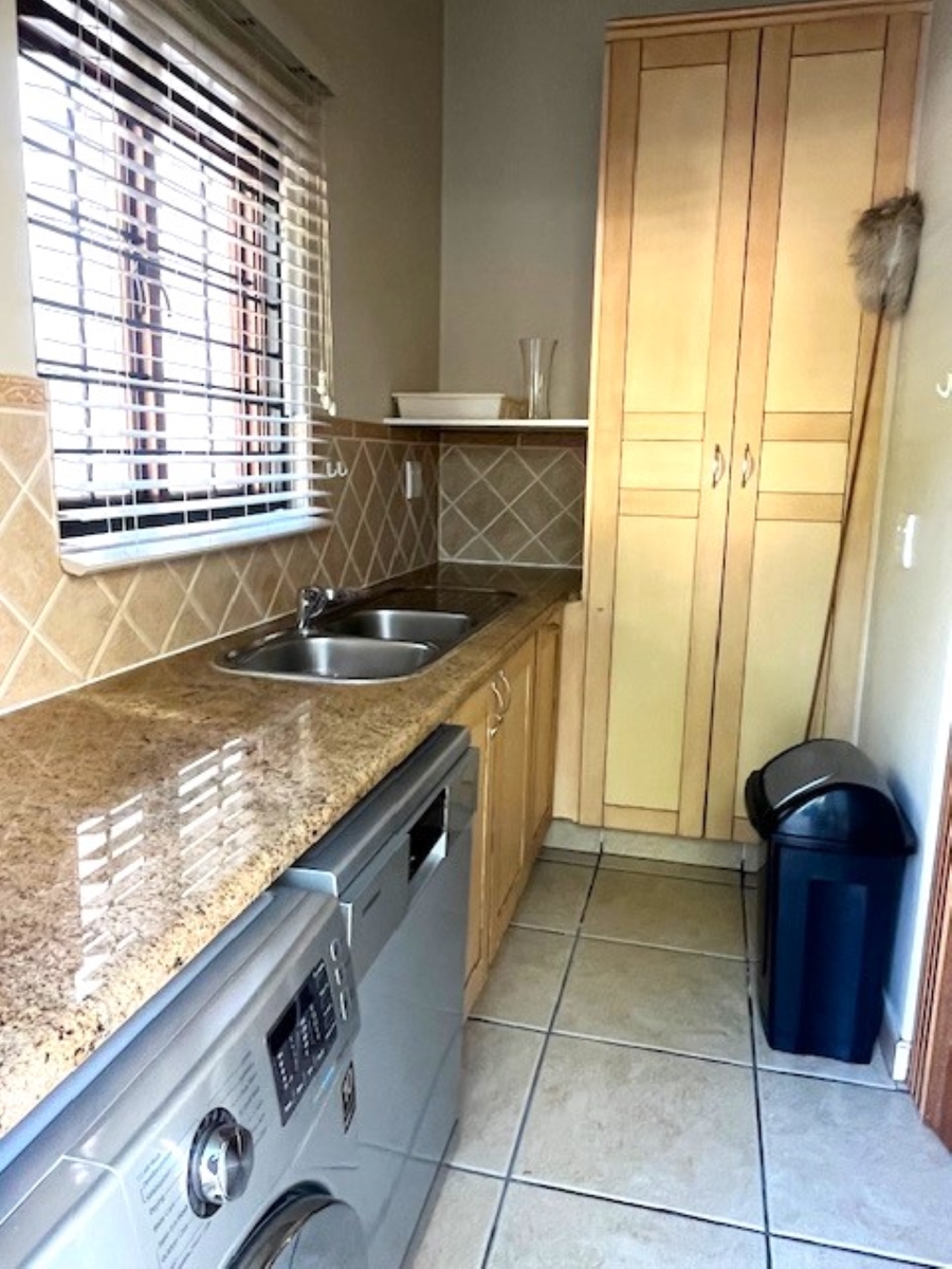 4 Bedroom Property for Sale in Waterkloof Gauteng