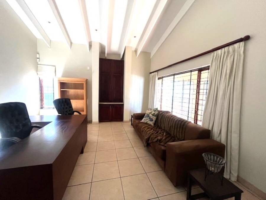 4 Bedroom Property for Sale in Waterkloof Gauteng