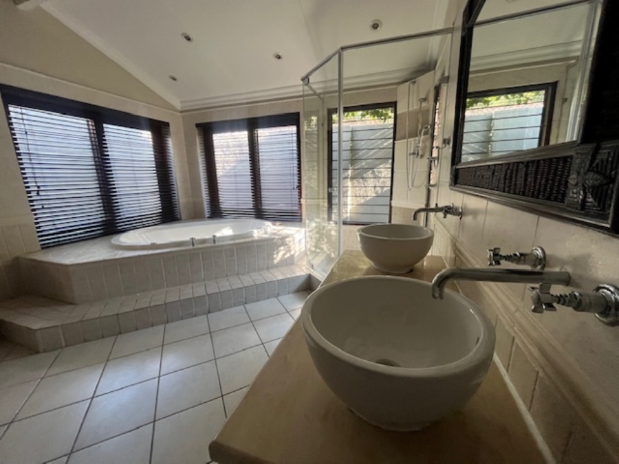 4 Bedroom Property for Sale in Waterkloof Gauteng