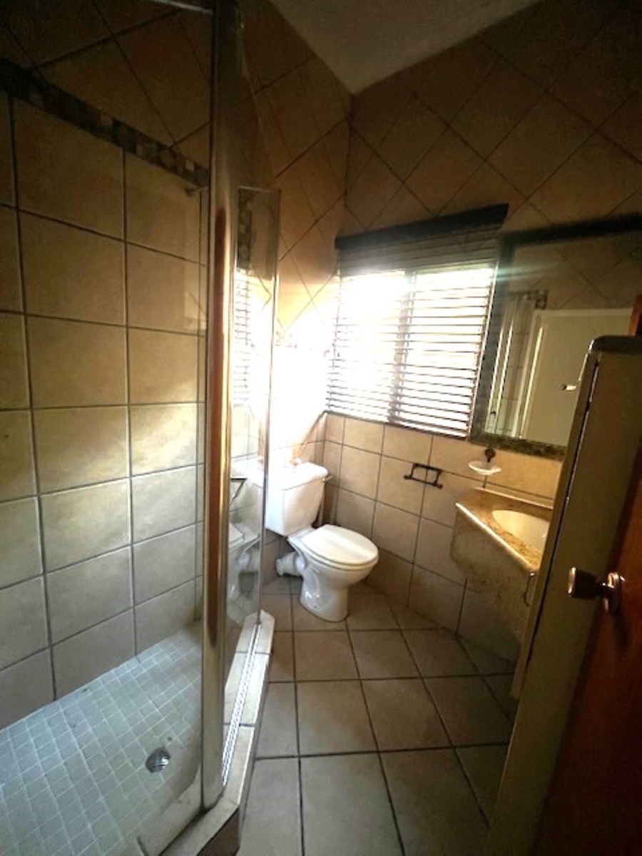 4 Bedroom Property for Sale in Waterkloof Gauteng