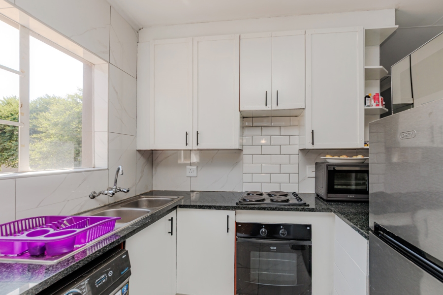 2 Bedroom Property for Sale in Wilgeheuwel Gauteng