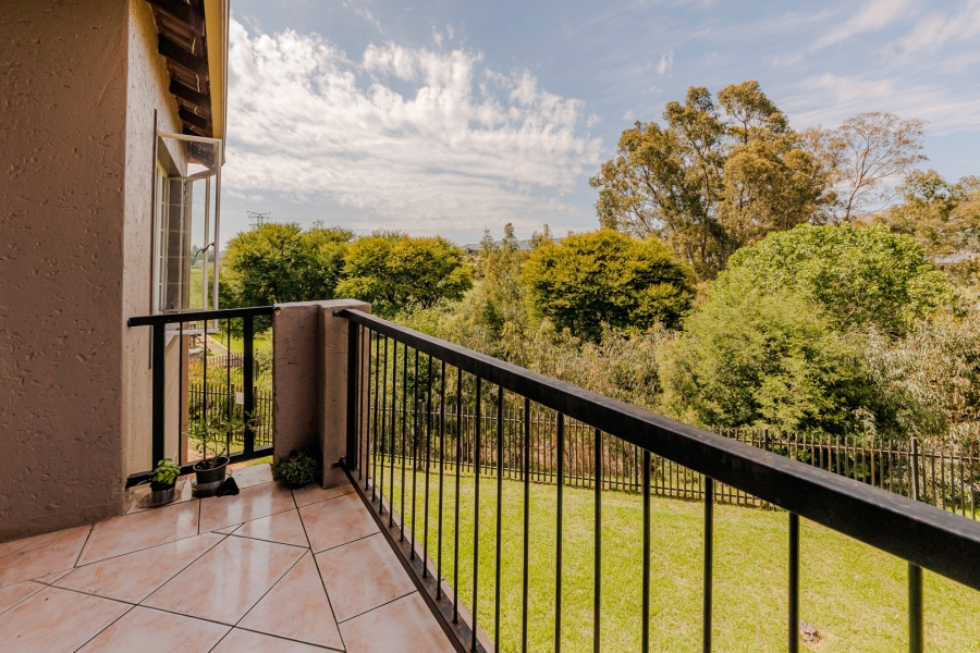 2 Bedroom Property for Sale in Wilgeheuwel Gauteng
