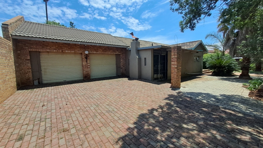 3 Bedroom Property for Sale in Visagie Park Gauteng
