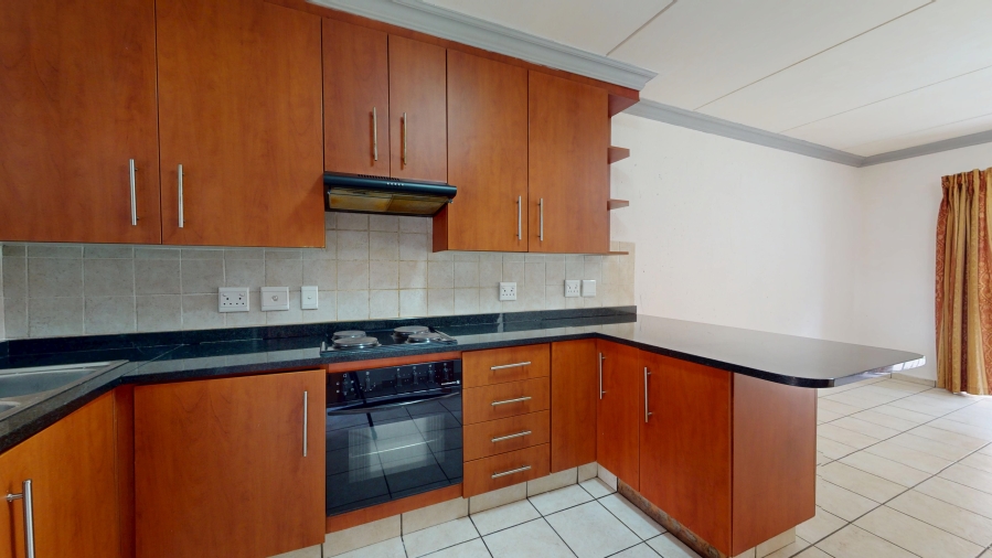 2 Bedroom Property for Sale in Ravenswood Gauteng