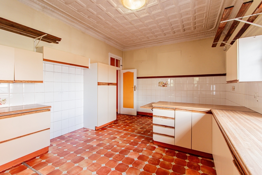 7 Bedroom Property for Sale in Kensington Gauteng