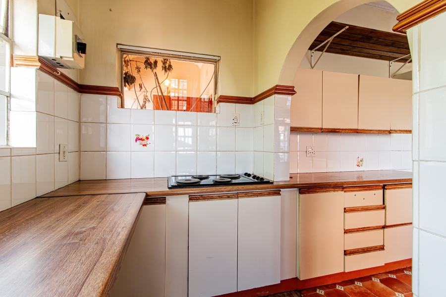 7 Bedroom Property for Sale in Kensington Gauteng