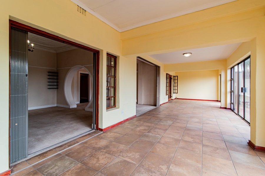 7 Bedroom Property for Sale in Kensington Gauteng