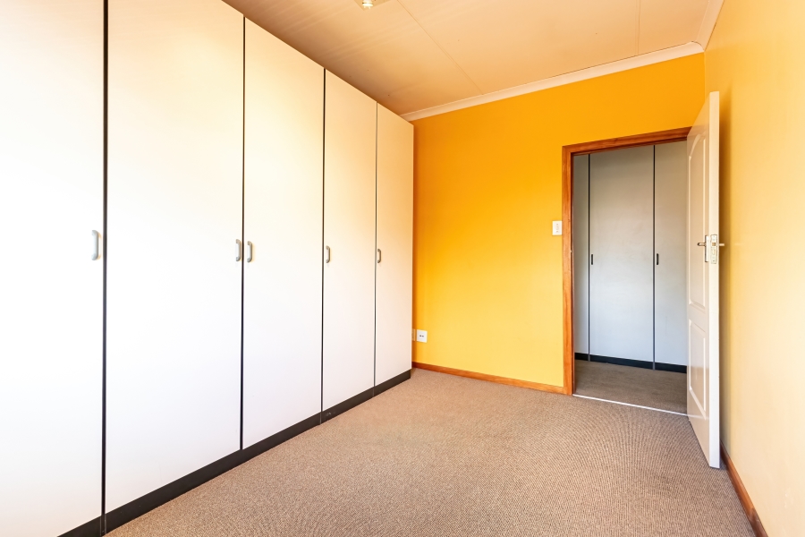 7 Bedroom Property for Sale in Kensington Gauteng