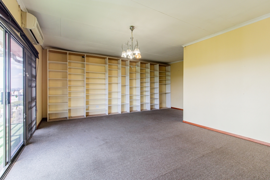 7 Bedroom Property for Sale in Kensington Gauteng