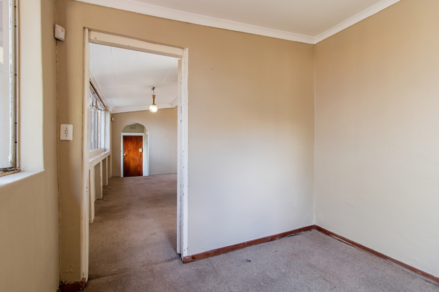 7 Bedroom Property for Sale in Kensington Gauteng