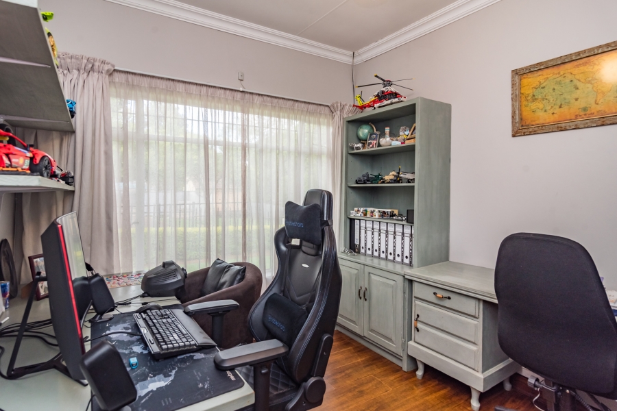 3 Bedroom Property for Sale in Noordheuwel Gauteng