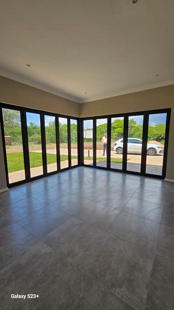 3 Bedroom Property for Sale in Eldorette Gauteng